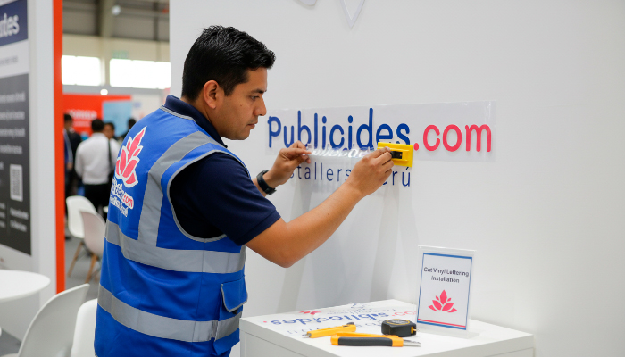 pegado-vinil-de-corte-publicides-02